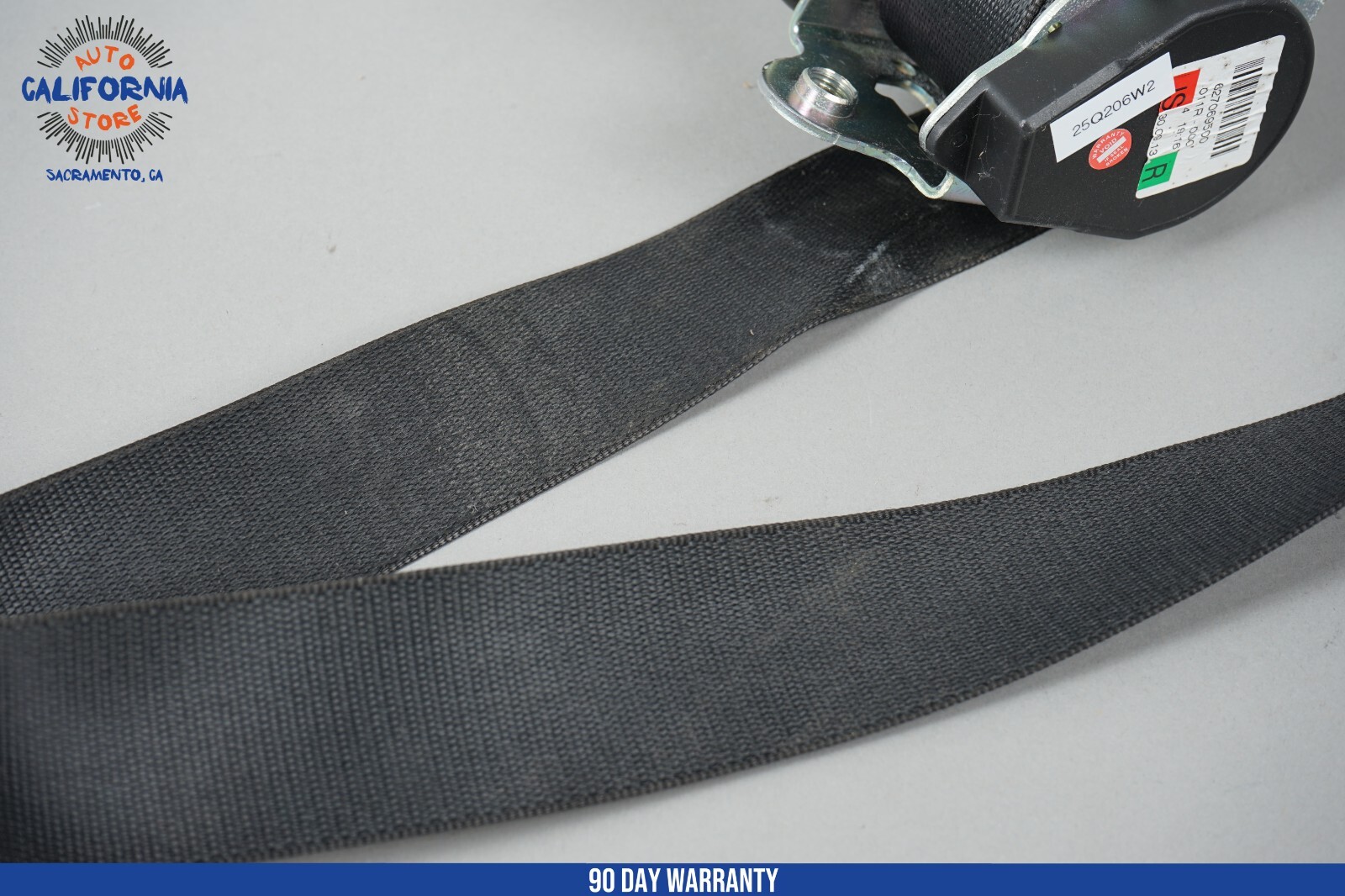 14-22 Maserati Ghibli SQ4 M157 Front Right Passenger Side Seat Belt Black OEM