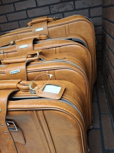 Vintage World Traveler 4 Pc Luggage Set Light Brown - Picture 8 of 9