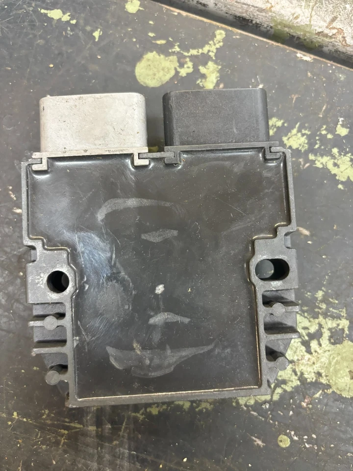 Regulador rectificador para Yamaha RX-1 ER LE MOUNTAIN RX10 RX WARRIOR 03-05 RW6551 Foto 2 de 3