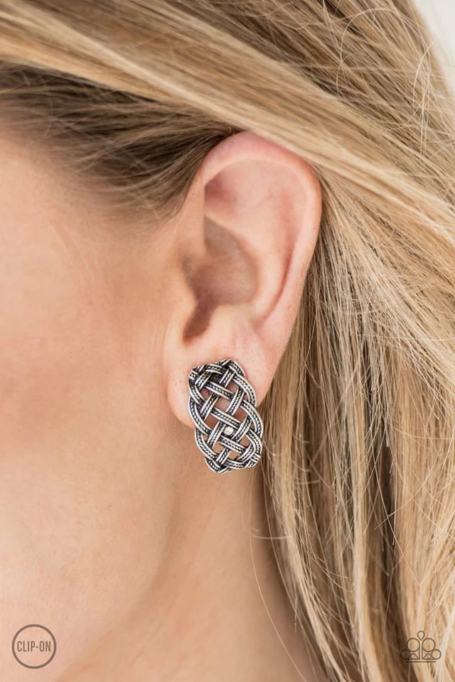 Clip on deals earrings paparazzi