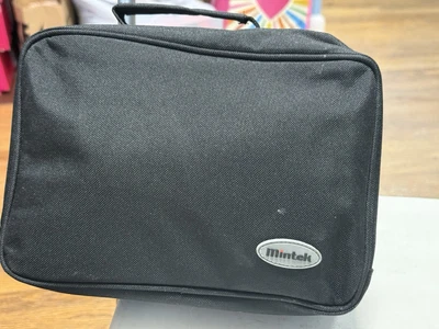 Mintek MDP-1810 Portable DVD Player W/case , Manual, Car Adapter, - Image 1 of 4