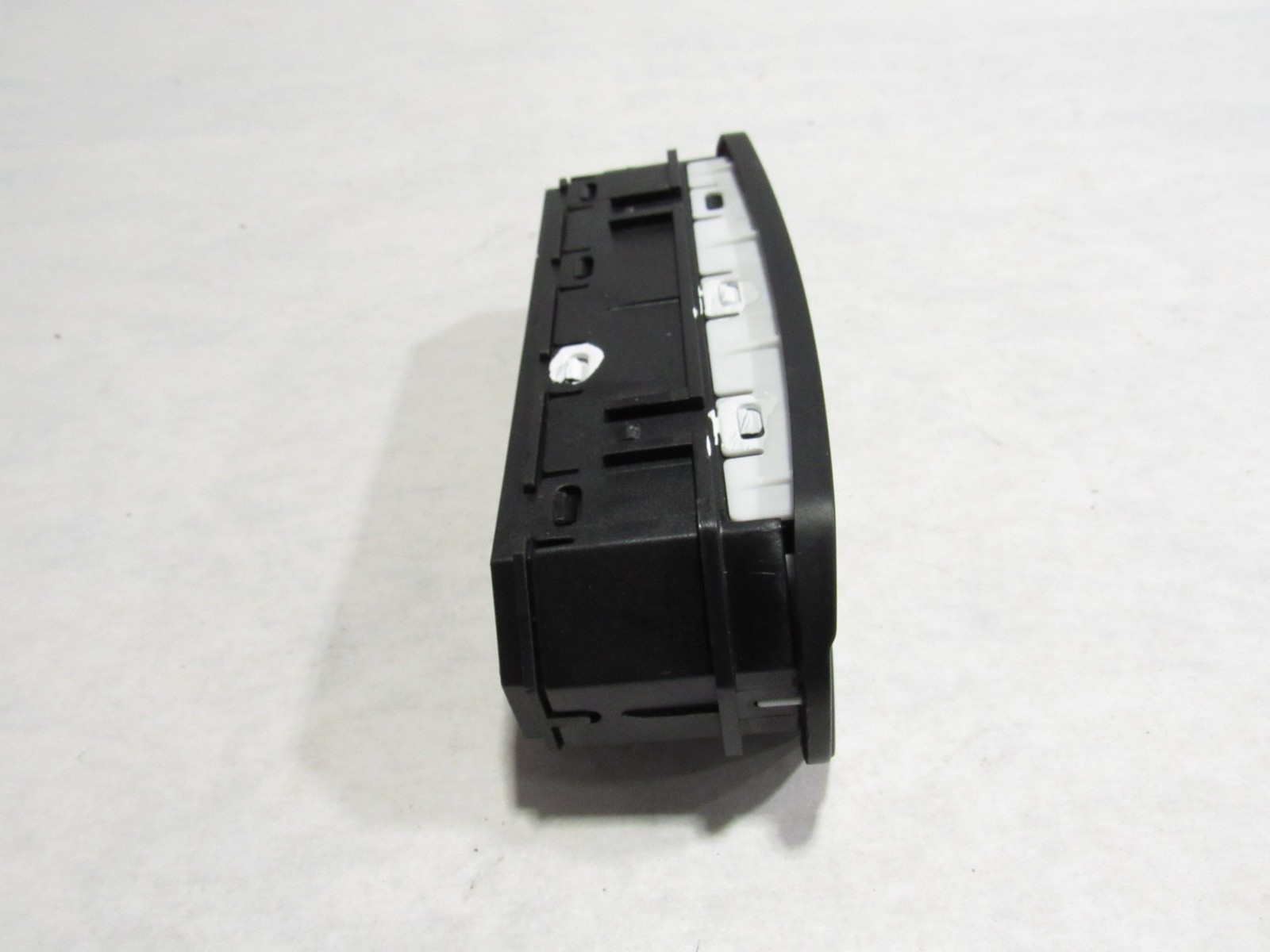 20-23 McLaren GT 2021 Front Hood Release Tow Button Switch Panel |:Y