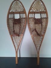 Belle paire de raquettes à neige anciennes CANADIENNE en bois / SNOW BIRD