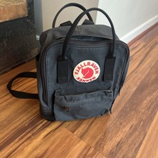 Fjallraven Kanken Mini Classic Backpack 23561...