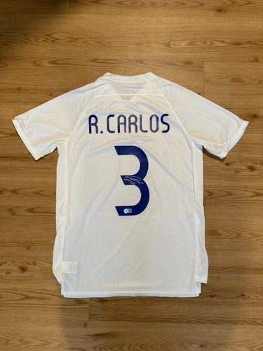 Autographed Roberto Carlos Soccer Jersey Signed #3 white BECKETT hologram