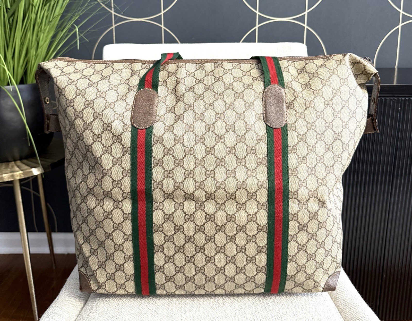 GUCCI Authentic Large Tote Bag Travel Duffle Bag Brown Monogram Canvas thumbnail 8