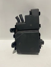 17 18 19 ROGUE EXCEPT SPORT Engine Fuse Relay Box