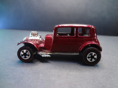 HW Hot Wheels '32 Ford Vicky dark red 1993 - Loose