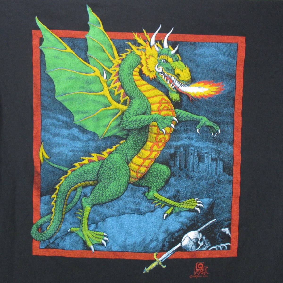 vintage 80s FIRE BREATHING DRAGON T-Shirt SMALL fantasy dungeon