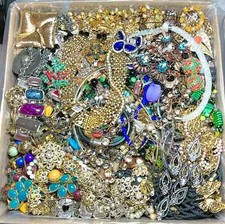 3 Pound 3 Lb Unsorted Huge Lot Jewelry VTG Now Junk  Good Tangled Treasure Hunt