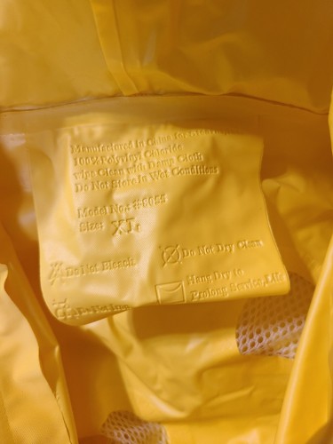 STEARNS DRIFLEX YELLOW NYLON RAIN SUIT - MEDIUM PANTS - XL JACKET - Picture 5 of 6