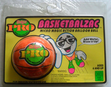 BALZAC BASKETBALLZAC PRO MICRO BALLON 1995 - AJOUTEZ DE L'EAU, EXPLOSEZ-LE - NEUF DANS SON EMBALLAGE