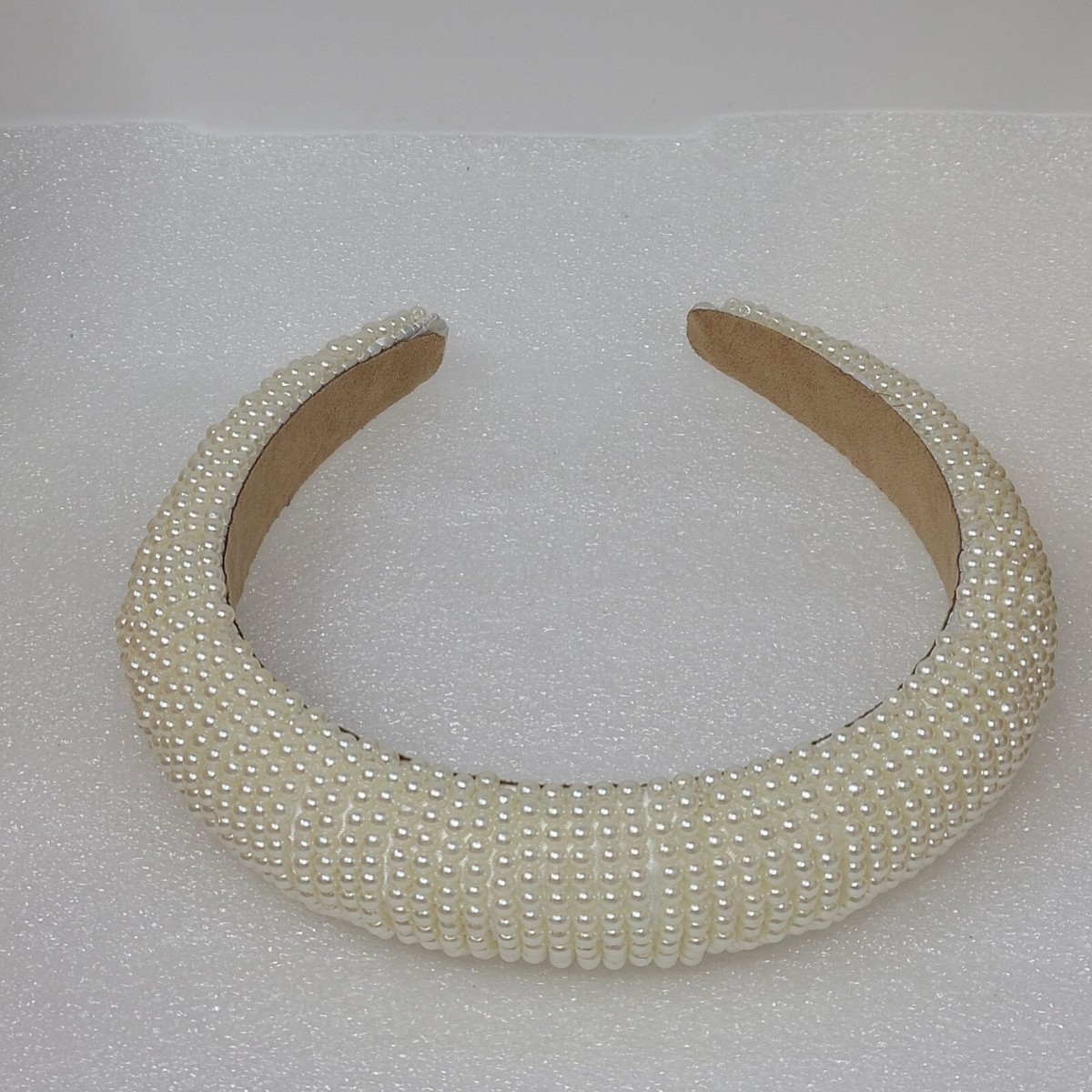 Zara Wide Padded Faux Pearl Headband | eBay display picture 3