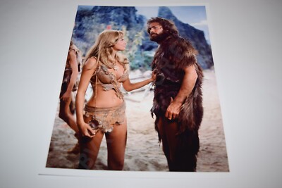 Raquel Welch pinup 8x10 glossy photo One Million Years B.C. busty sexy 1206