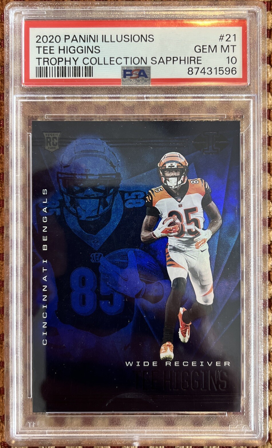 2020 Panini Illusions Trophy Collection Sapphire PSA 10 #21 Tee Higgins RC