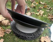 Scraffito by Habitat Japan  Dinnerware One Set 2 Dinner Plates