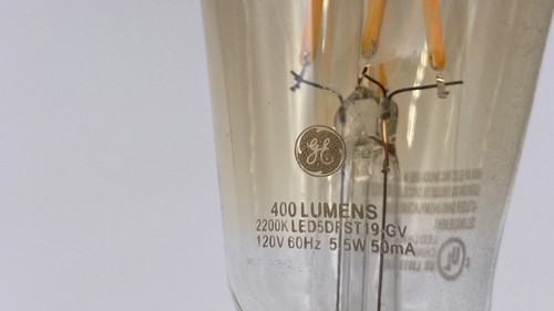 GE Vintage LED Edison ST19 Warm 2200K, Amber Glass, 5.5w, 400 Lumens, 5DFST19-GV - Picture 2 of 7