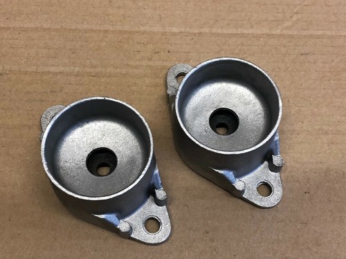 PAIR OF REAR STRUT SHOCK TOP MOUNTS FOR FORD FIESTA MK6 MK7 2008-onwards - Picture 2 of 3