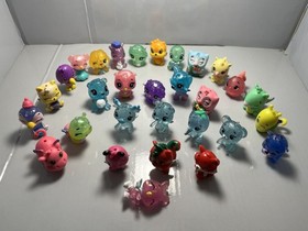 Lot Of 30 Spin Master Hatchimals CollEGGtibles miniature figures.