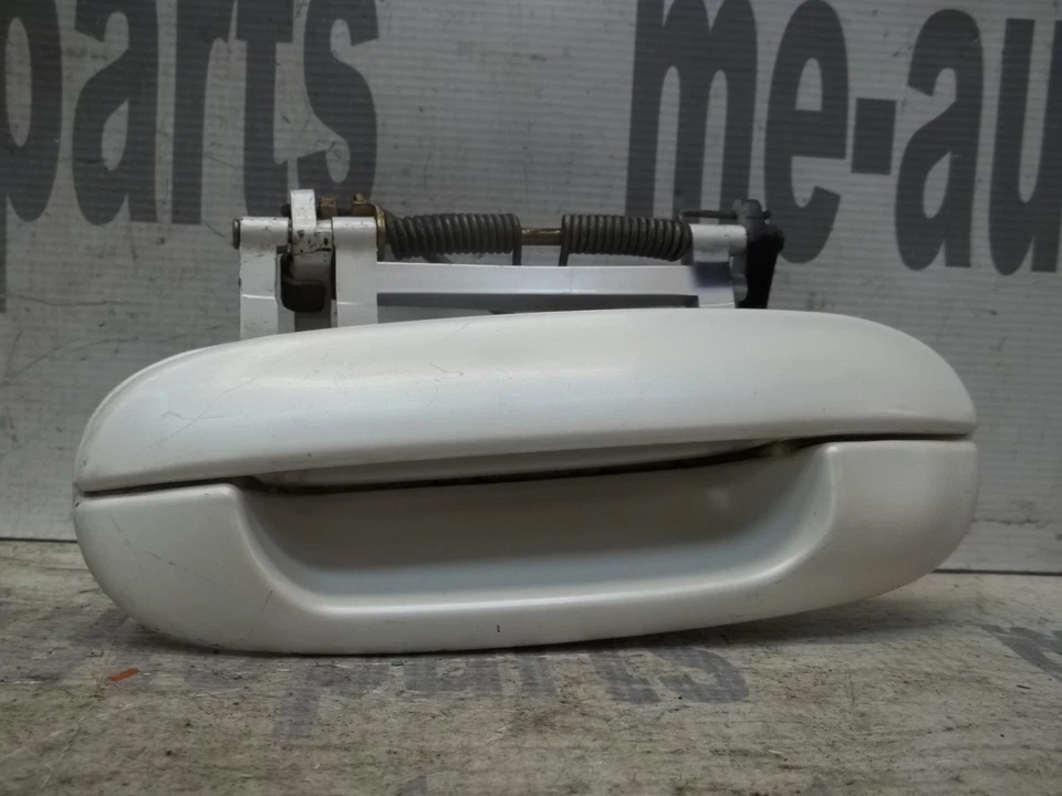 98-04 Cadillac Sevilla Manija de puerta exterior exterior lado conductor trasero izquierdo Foto 4 de 4