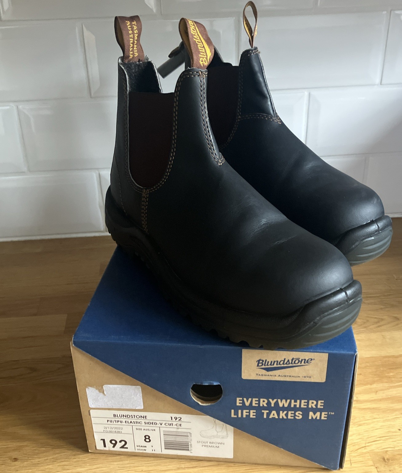 Botas Blundstone Stout Marrón Para Hombres Granjero Show Moda Ropa de Trabajo Premium UK8 NUEVAS