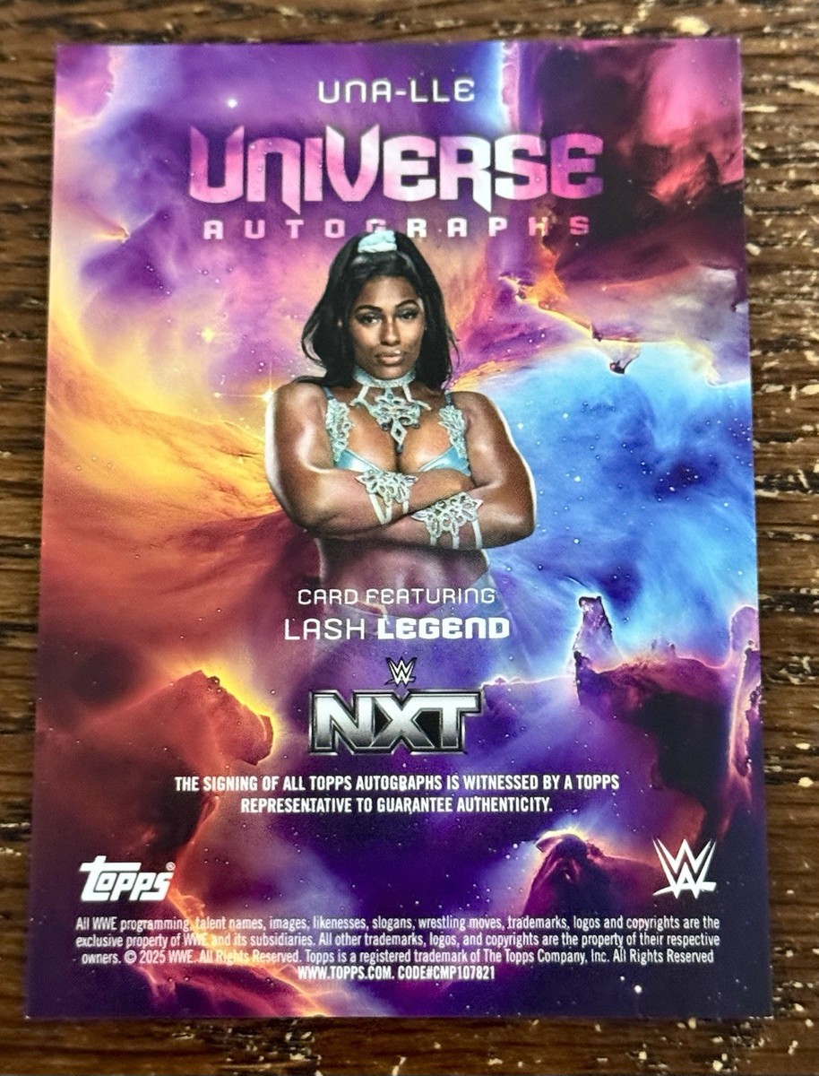 2025 Topps Universe WWE - Universe Autographs Lash Legend #UNA-LLE