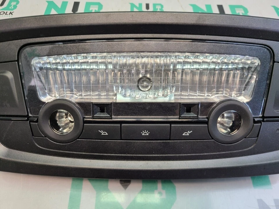 Luzes internas de cortesia BMW F12 F13 M6 9197035 - Imagem 3 de 4