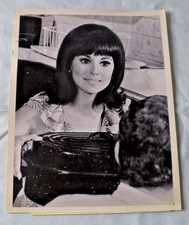 1967 ABC preess photo That Girl Marlo Thomas typed info on back dated