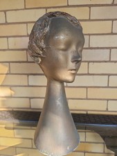 Mannequin art déco en fibre de verre forme buste tête dorée