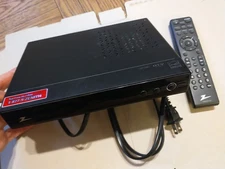 Zenith DTT901 Digital TV Tuner Converter Box With Remote