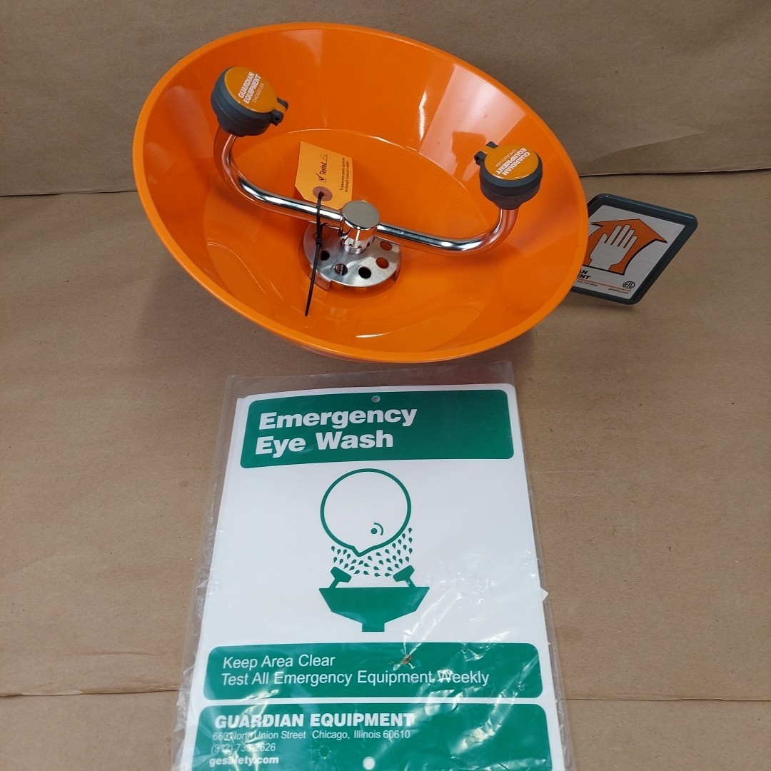 G1814p Walll Mount Emergency Eye Wash Station