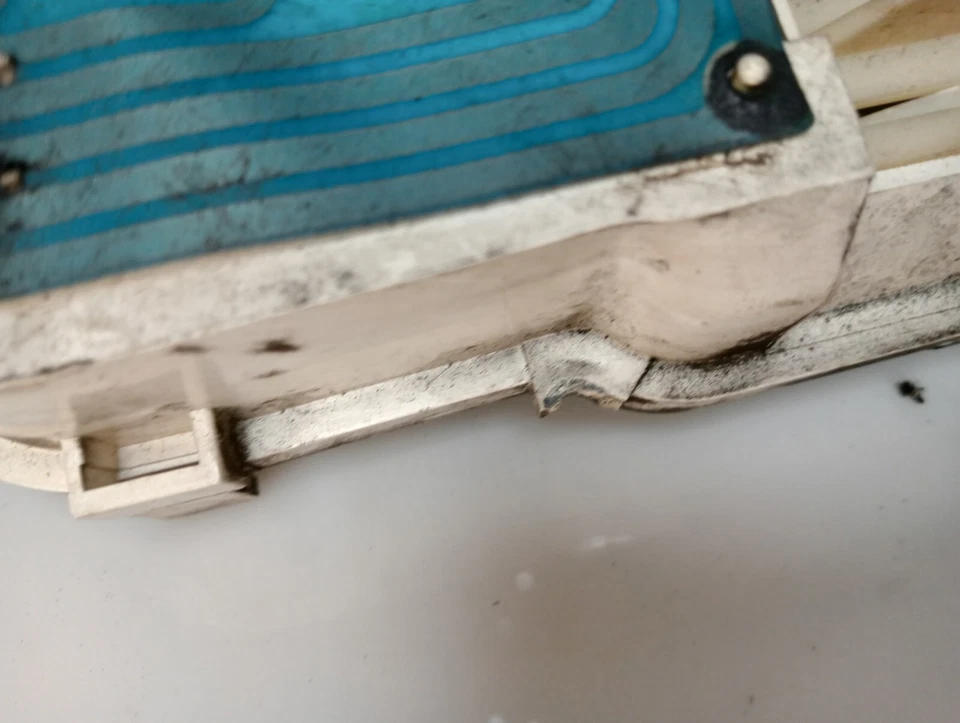 Aprilia Atlantic 500 Strumentazione Km Tachimetro Con Attacchi Rotti - Immagine 3 di 3