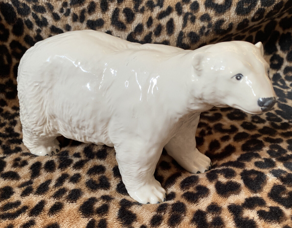 Beswick ENGLAND 1958 Polar Bear Model 1533 by Arthur Gredington