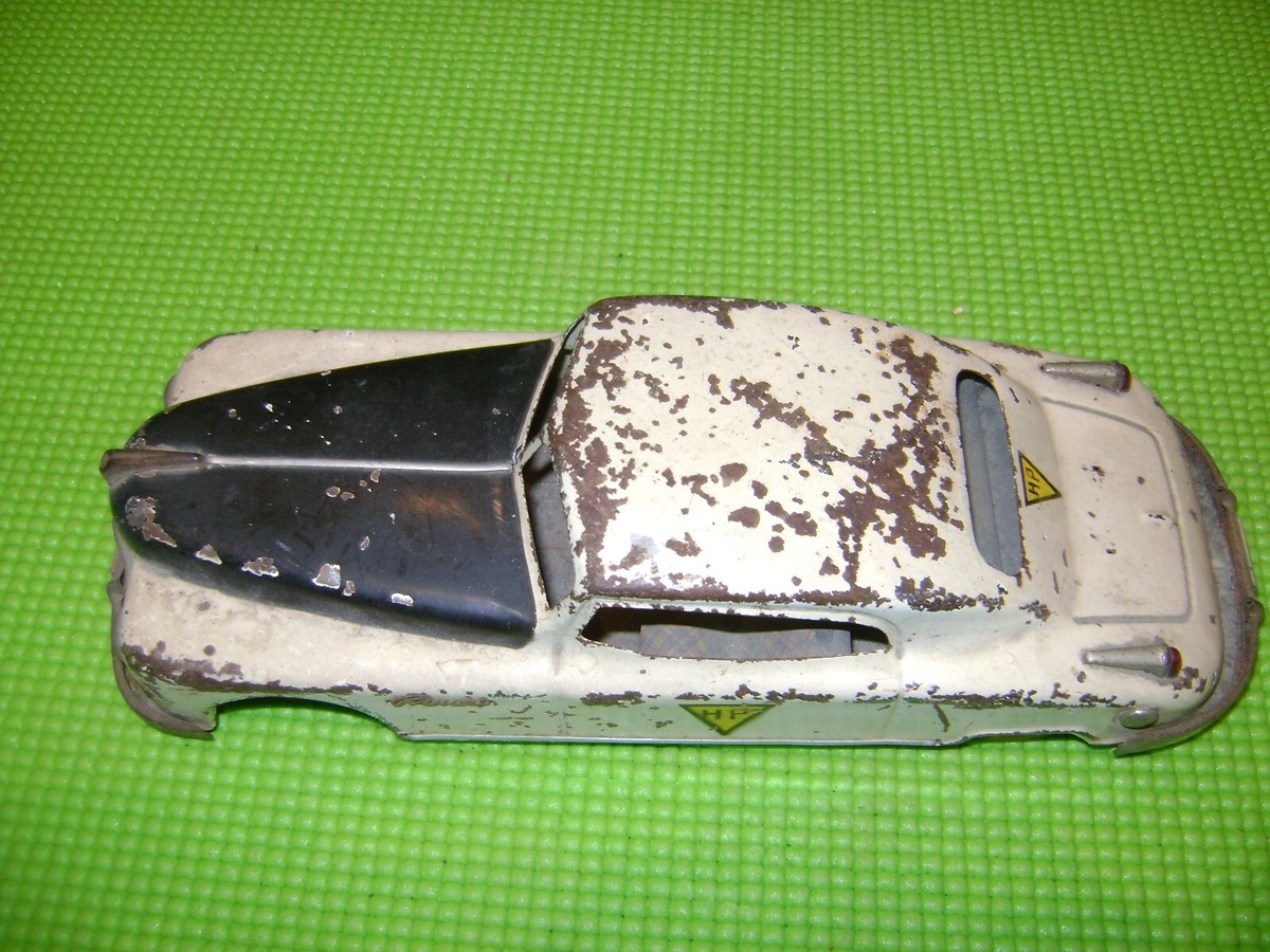 Ancienne Voiture En Tôle ARNOLD PRIMAT - Modèle à Restaurer - Jouet Mécanique Allemagne