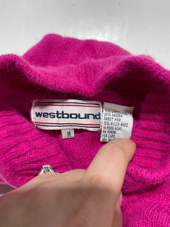 Suéter de lana de cordero angora de colección cuello mediano con botones suéter fucsia por Westbound Foto 4 de 4