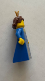 Lego Castle Fantasy Era Crown Queen minifigure set 7079 Drawbridge Defense