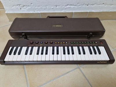 Yamaha, PS-3, PortaSound, Vintage mini Keyboard + Case, Rare!