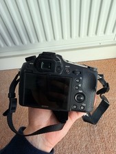 Sony Cyber-shot RX10 III Digital Camera --Black (DSC-RX10M3)