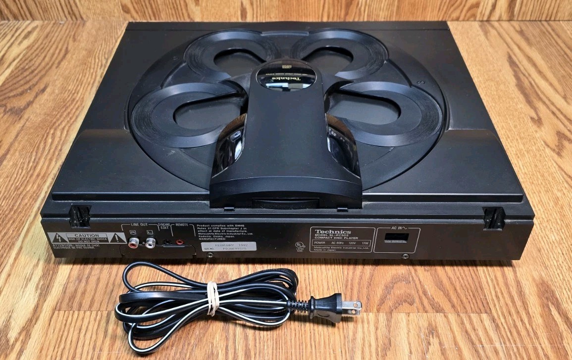 Vintage 1992 Technics 5 Disc Compact Disc Player SL-PC503 Made In