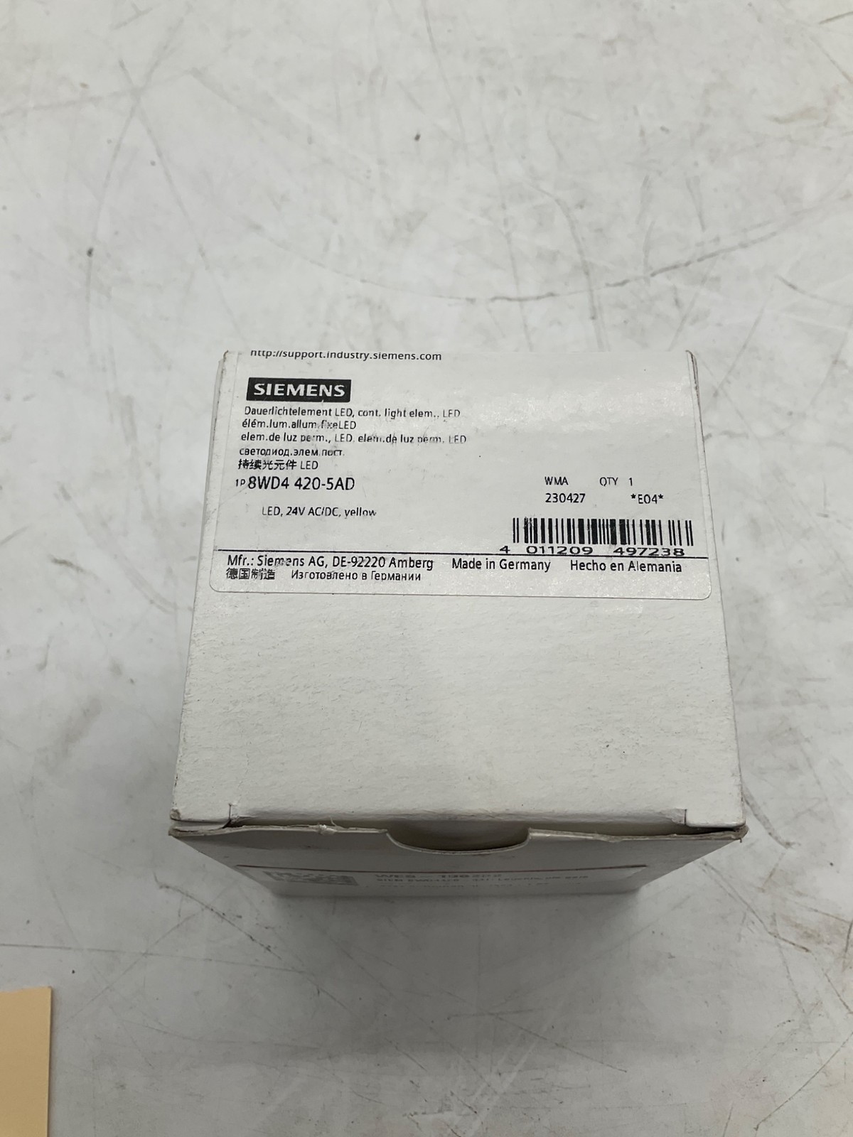 SIEMENS 8WD4420-5AD Yellow LED Light Element 24V AC/DC NEW