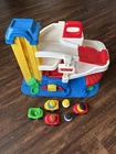 Vintage 1995 Fisher Price Car Garage Parking Ramp Elevator #2393 Little People
