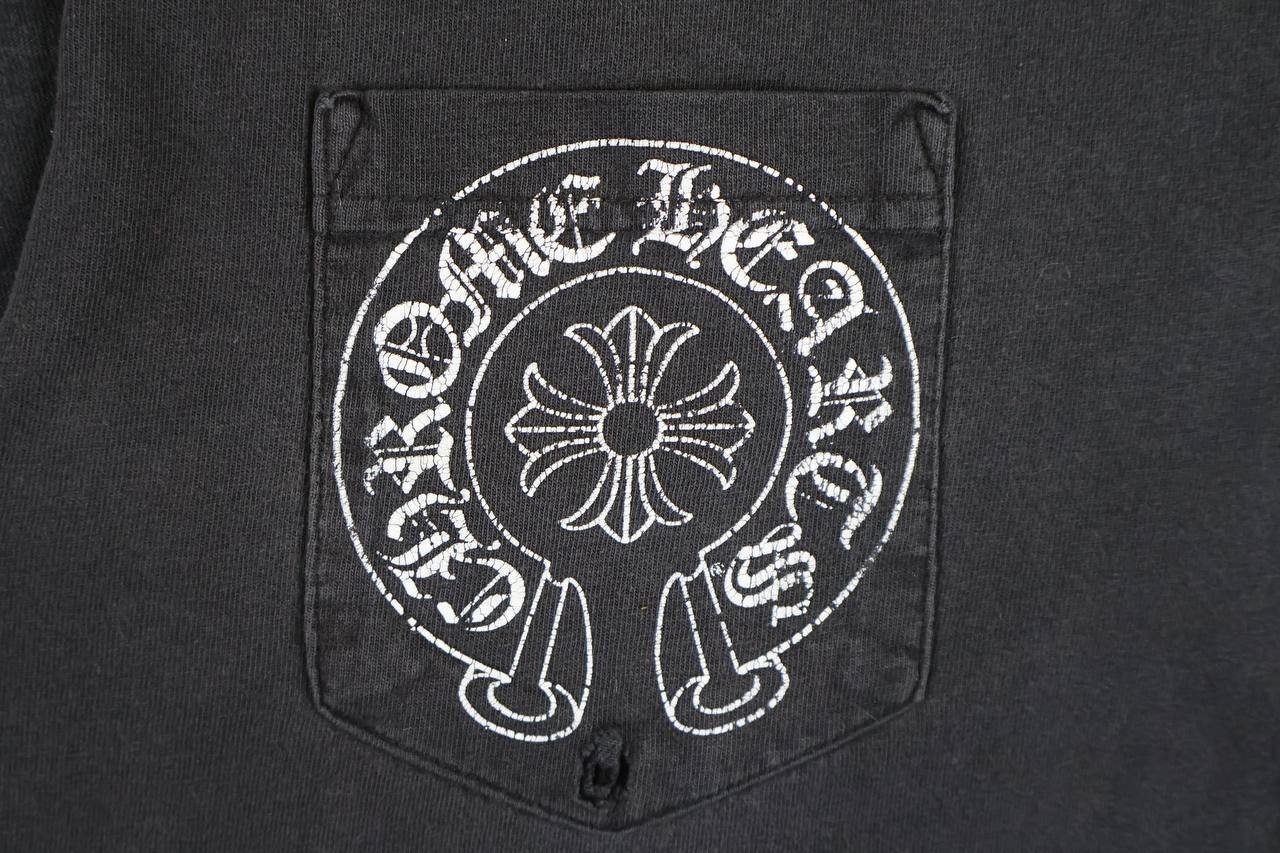 Vintage Chrome Hearts Scroll Logo Pocket T-Shirt Black USA Size L Ultra Rare thumbnail 4