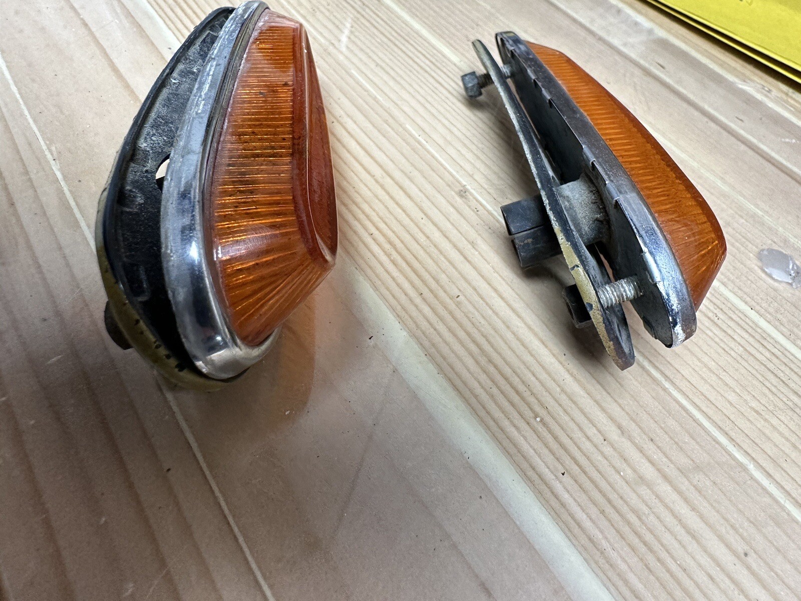 OEM RARE Pair Altissimo Indicator Marker light Ferrari Lancia Maserati Lambo