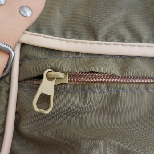 Backpack G85 Vintage Khaki Green White Brown Thongs Leather Canvas Fabric N6252 - Picture 10 of 12