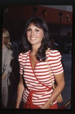 Marlo Thomas Candid 1970's Gorgeous Smile Striped Shirt Original Transparency
