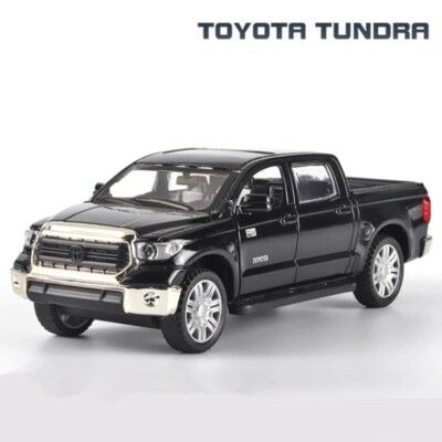 Modellino Toyota Tundra 1:32 Pressofuso &ndash; Camion Giocattolo Con Luci, Suono E Trazione A Strappo