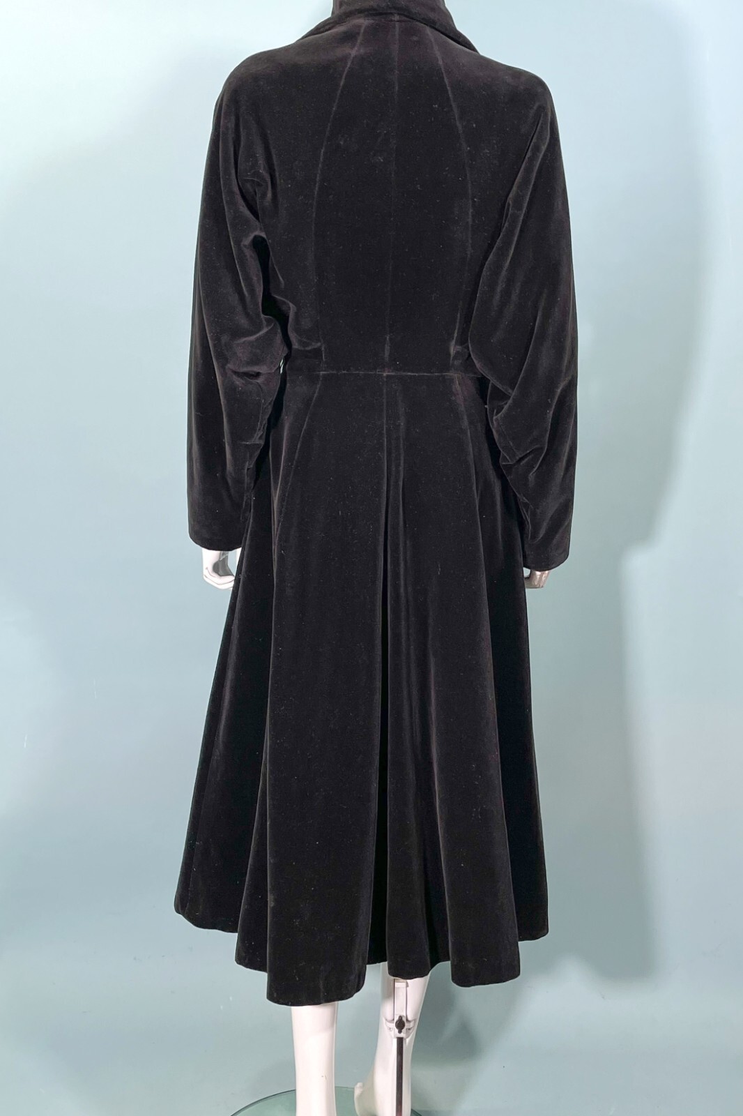 Vintage 40s Black Velvet Princess Coat, St Anne E… - image 10