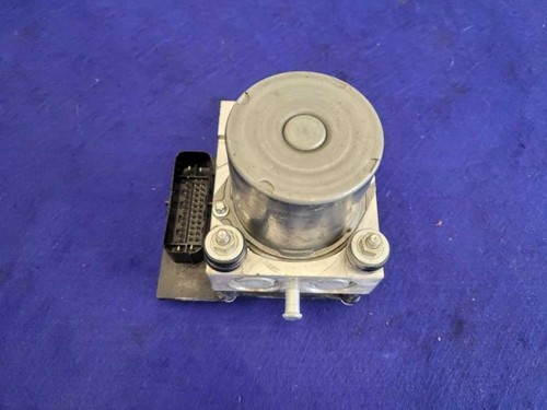 2012-2015 Chevrolet Camaro SS Anti-Lock Brake Module ABS System 2379 - Foto 2 di 12