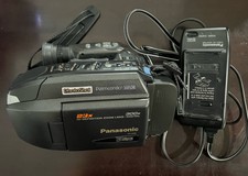 PANASONIC Palmcorder PV-L858D VHS-C Photoshot Camcorder - Read