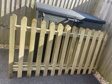 Rounded Top Picket Fence Panels x 2 (6ft x 4ft)